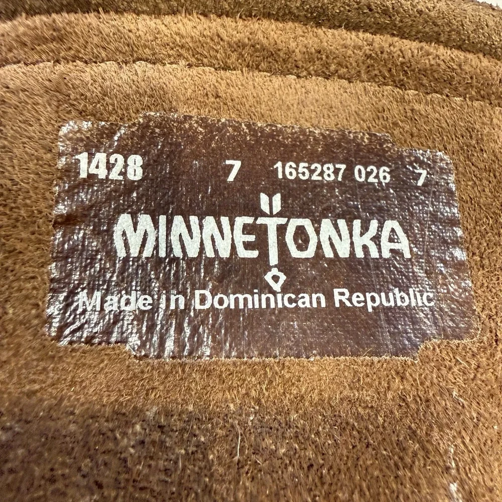 MINNETONKA 1428  Womens Size 7 Front Lace Up Boots Knee High Moccasin Fringe